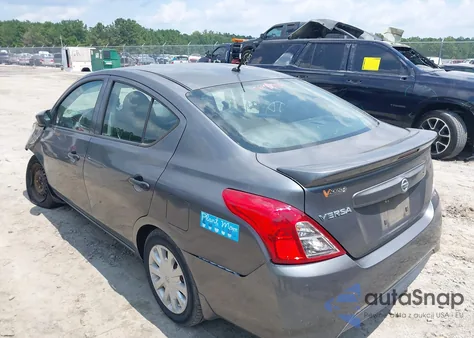 2017 Nissan Versa 1.6 S+ из США, поврежденный, VIN 3N1CN7AP2HL825476